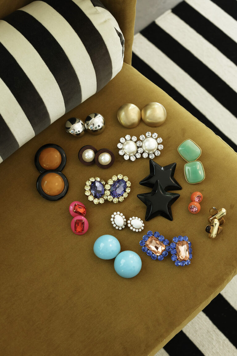 stud earrings