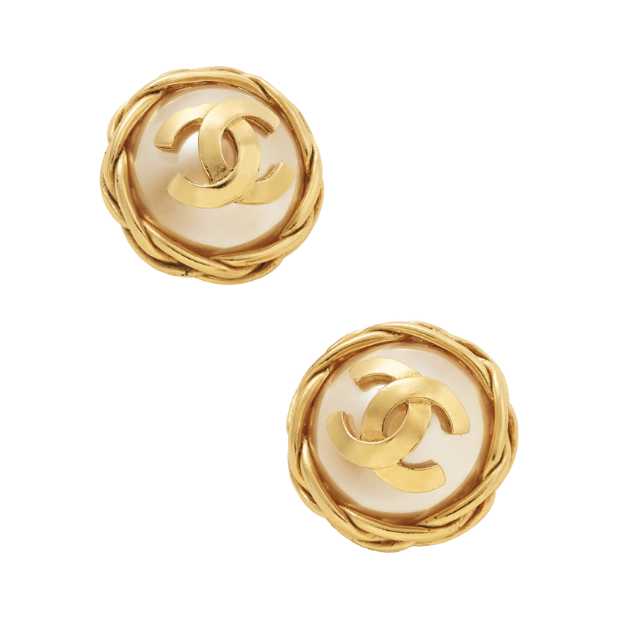vintage chanel pearl earrings