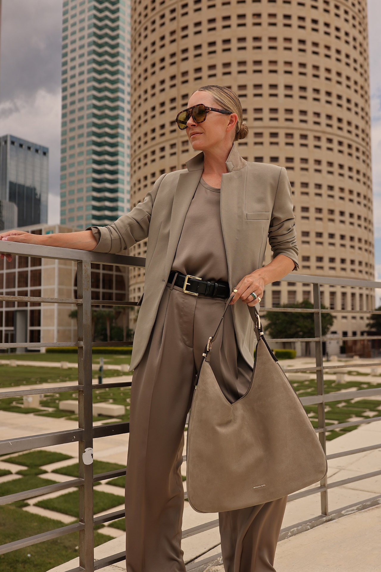 BER52310_1 summer getway style, michael kors, blair eadie